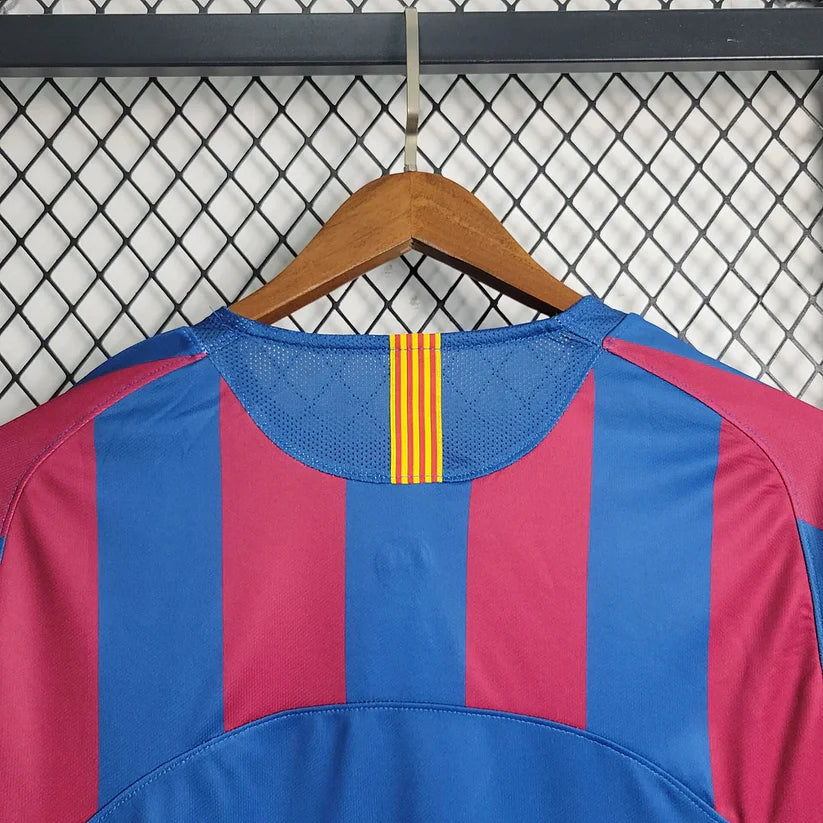 Retro 2005/06 FC Barcelona hemmatröja Långärmad