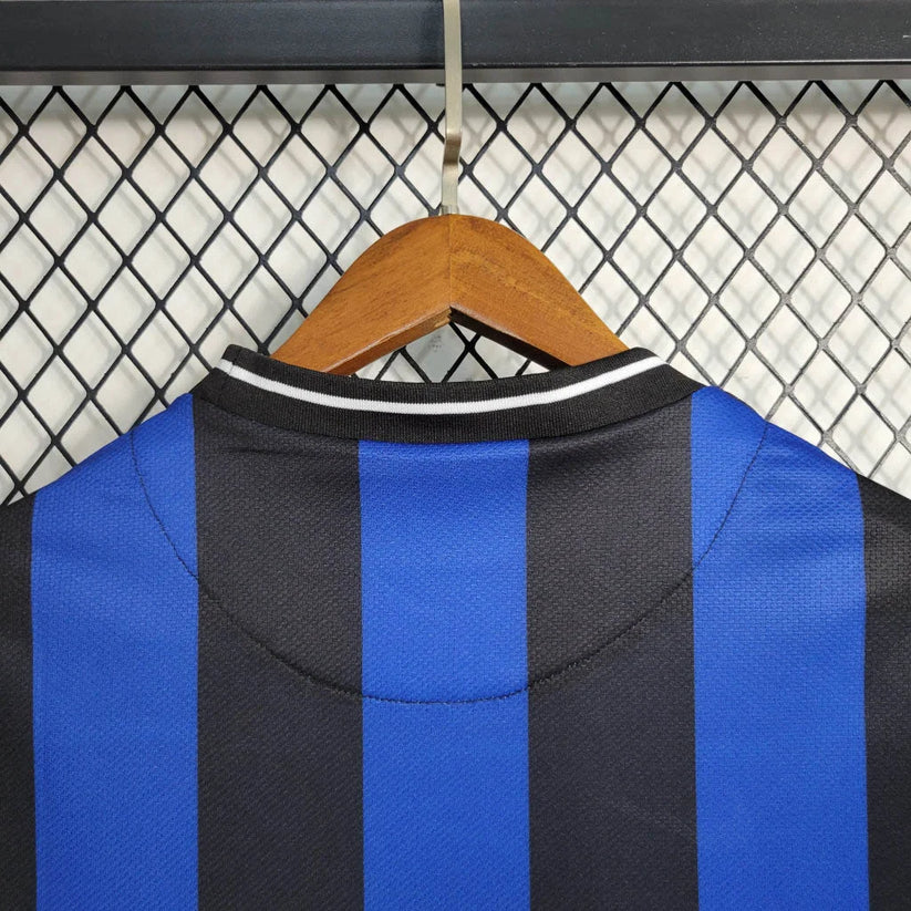 Retro 2010 Inter Milan Final Champions League Shirt