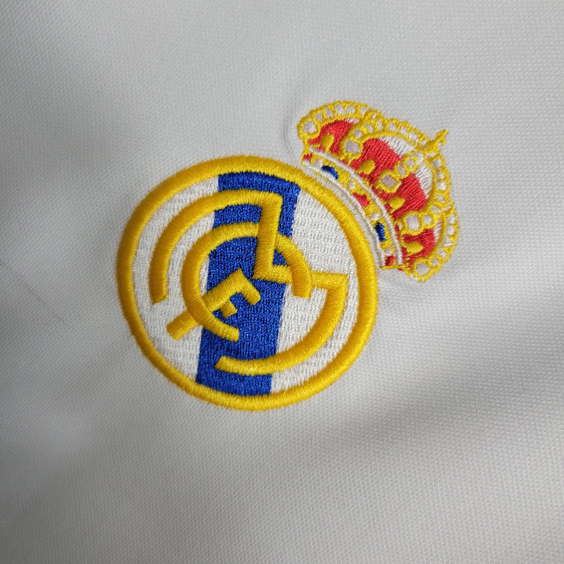 Retro 2000/01 Real Madrid hemmatröja